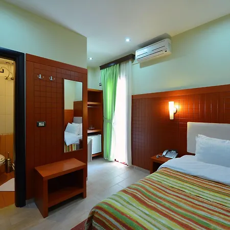 5 Hotel Tirana