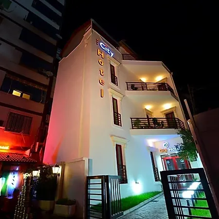 Hotel 5