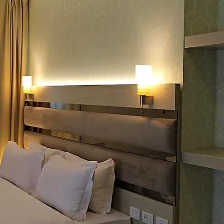 5 Hotel Tirana