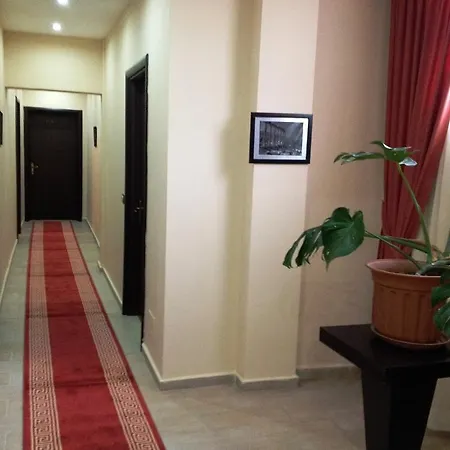 Hotel 5 Tirana