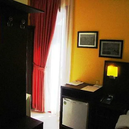 5 Hotel Tirana